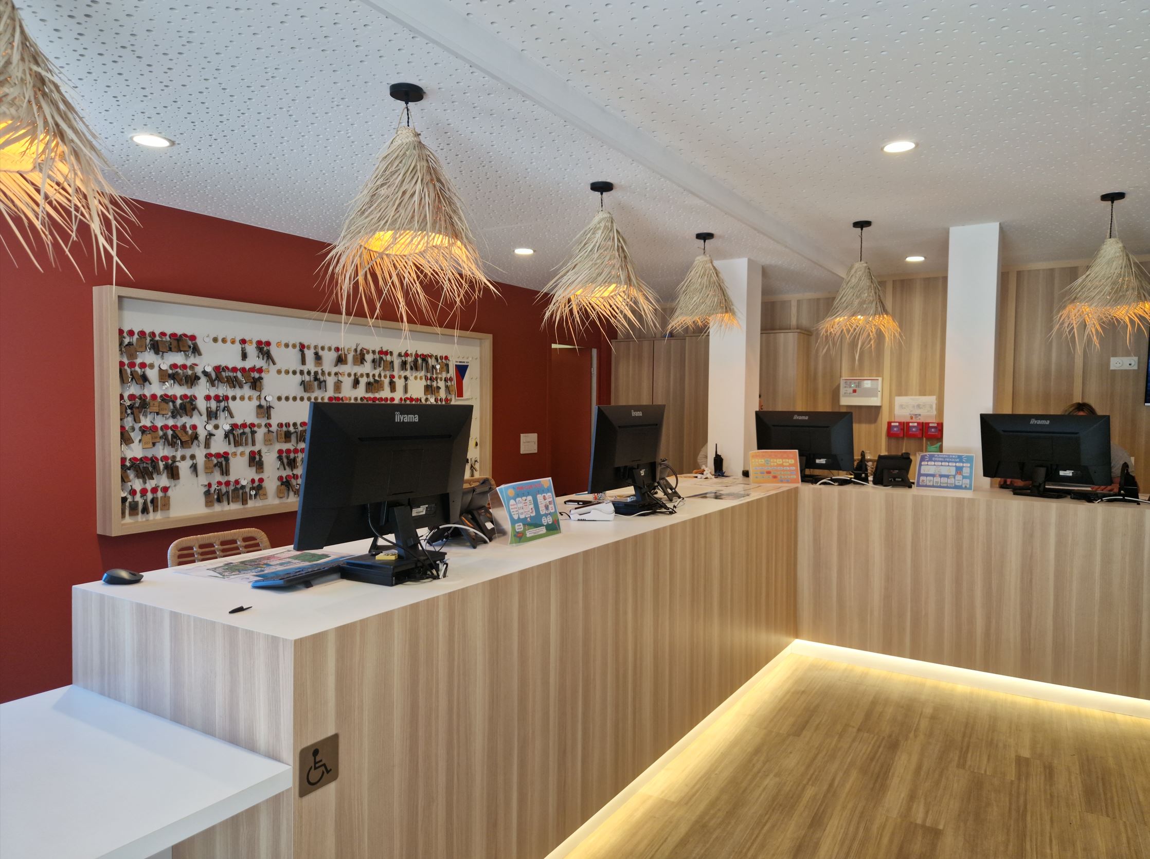 Agencement accueil camping