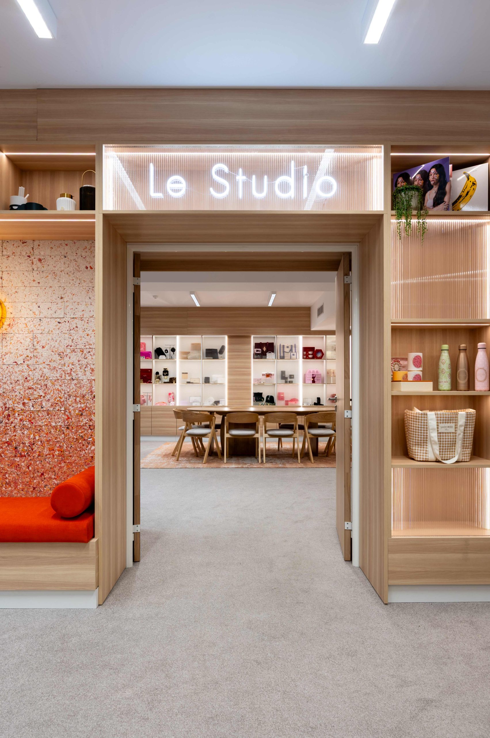 Agencement showroom paris